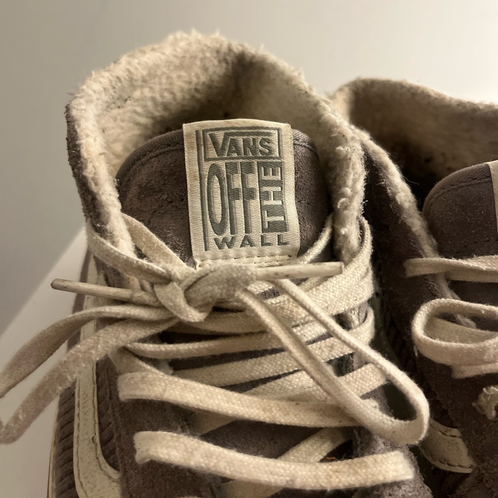 Women/ Men’s Vans Decon High-Top Sneakers| Corduroy & Sherpa| W: 6 | M: 4.5 - Picture 5 of 8
